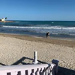 Encantador Playa Торевьиа
